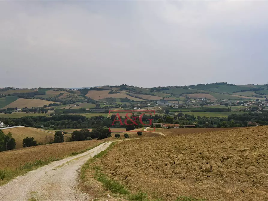 Immagine 26 di Rustico / casale in vendita  in Contrada Campiglione a Fermo