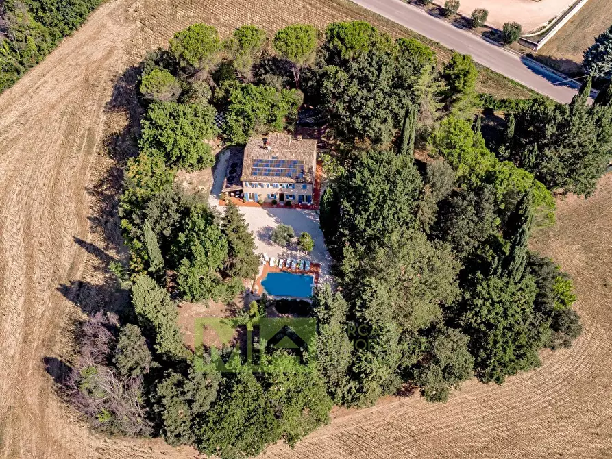 Immagine 26 di Villa in vendita  in CONTRADA VALLEMARINA a Monte Vidon Corrado