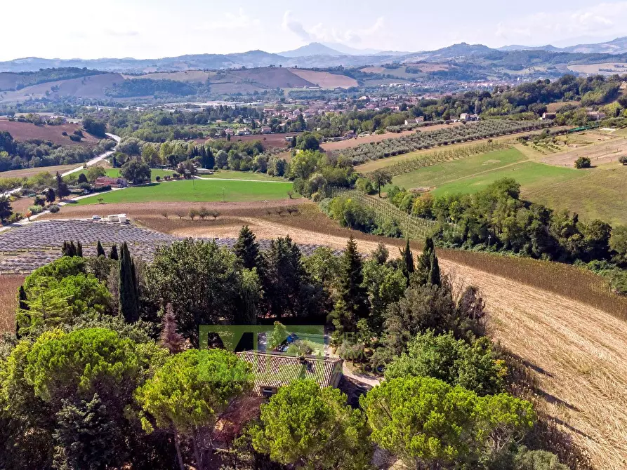 Immagine 27 di Villa in vendita  in CONTRADA VALLEMARINA a Monte Vidon Corrado