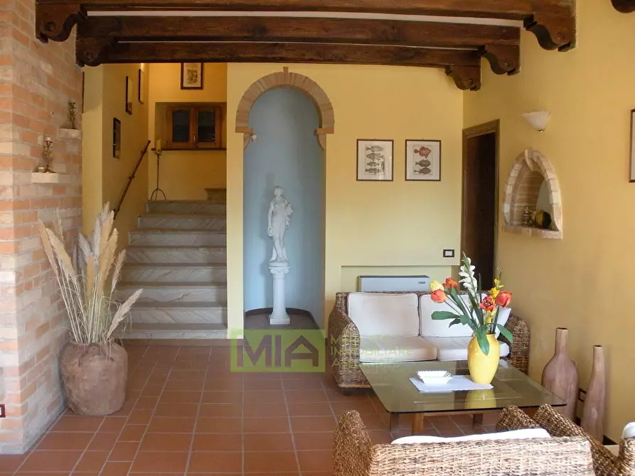 Immagine 17 di Villa in vendita  in CONTRADA VALLEMARINA a Monte Vidon Corrado