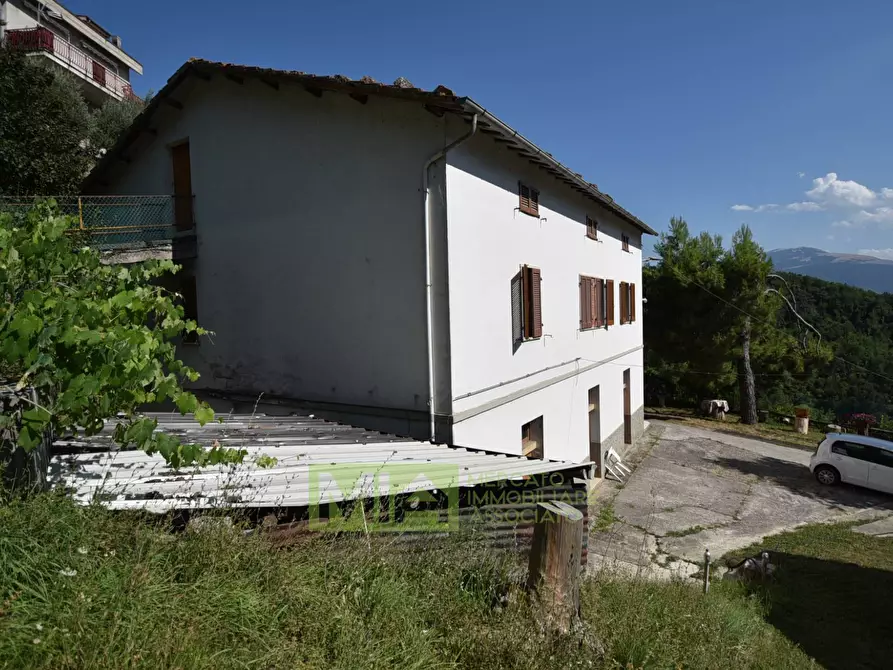 Immagine 1 di Rustico / casale in vendita  in Frazione Trivigliano a Ascoli Piceno