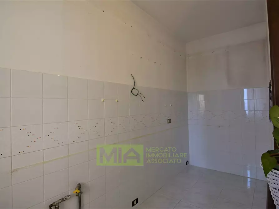 Immagine 3 di Appartamento in vendita  in Via Roma a Amandola