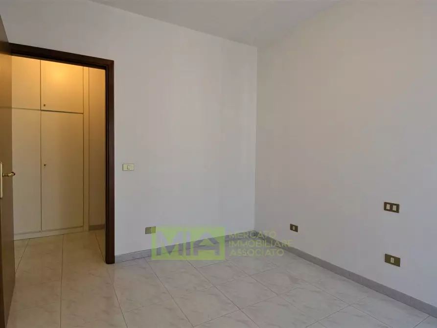 Immagine 11 di Appartamento in vendita  in Via Roma a Amandola