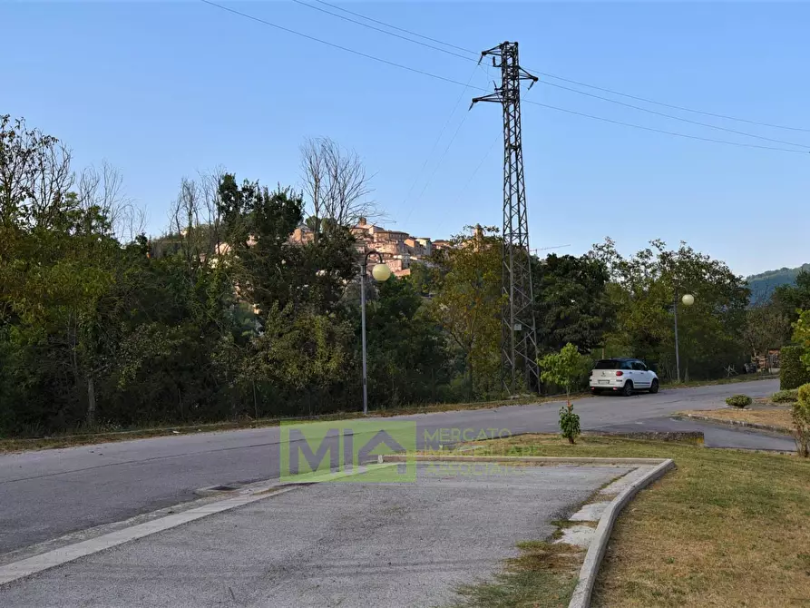 Immagine 23 di Appartamento in vendita  in Via Roma a Amandola