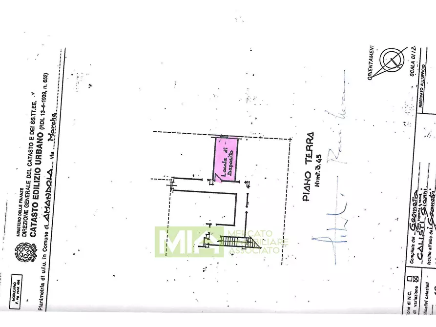 Immagine 28 di Appartamento in vendita  in Via Roma a Amandola
