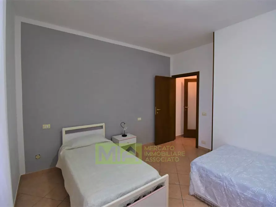 Immagine 15 di Casa indipendente in vendita  in Contrada Morrone a Gualdo