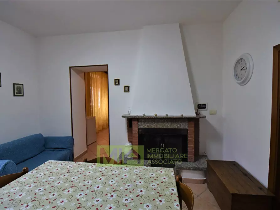 Immagine 17 di Casa indipendente in vendita  in Contrada Morrone a Gualdo