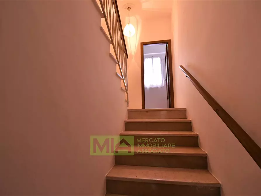 Immagine 18 di Casa indipendente in vendita  in Contrada Morrone a Gualdo