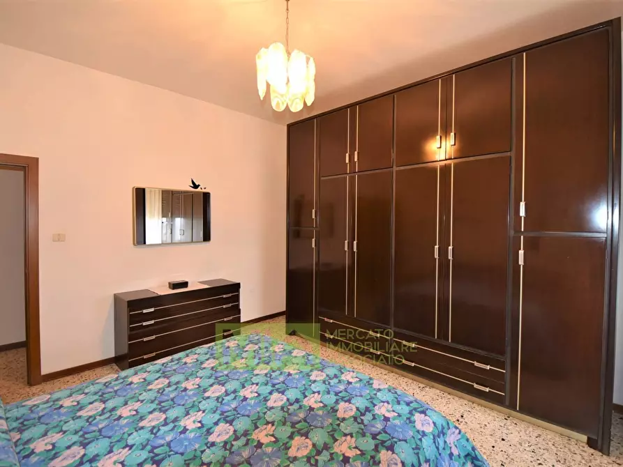 Immagine 23 di Casa indipendente in vendita  in Contrada Morrone a Gualdo