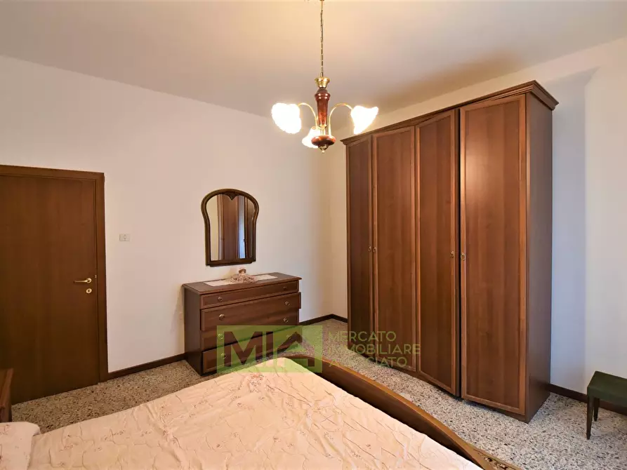 Immagine 27 di Casa indipendente in vendita  in Contrada Morrone a Gualdo