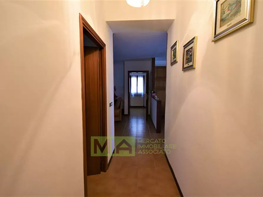 Immagine 28 di Casa indipendente in vendita  in Contrada Morrone a Gualdo