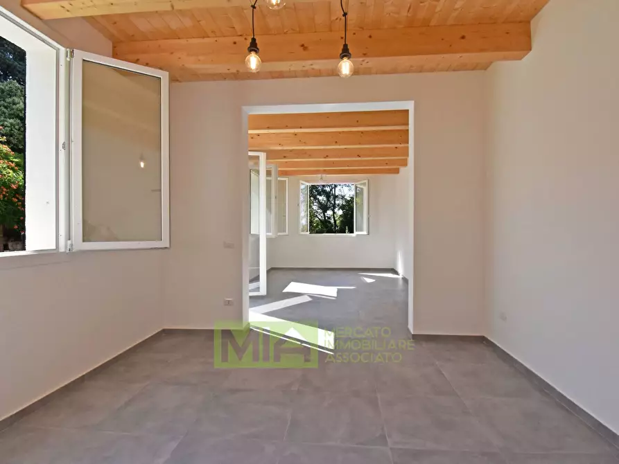 Immagine 25 di Villa in vendita  in Contrada Zoccolanti a Potenza Picena