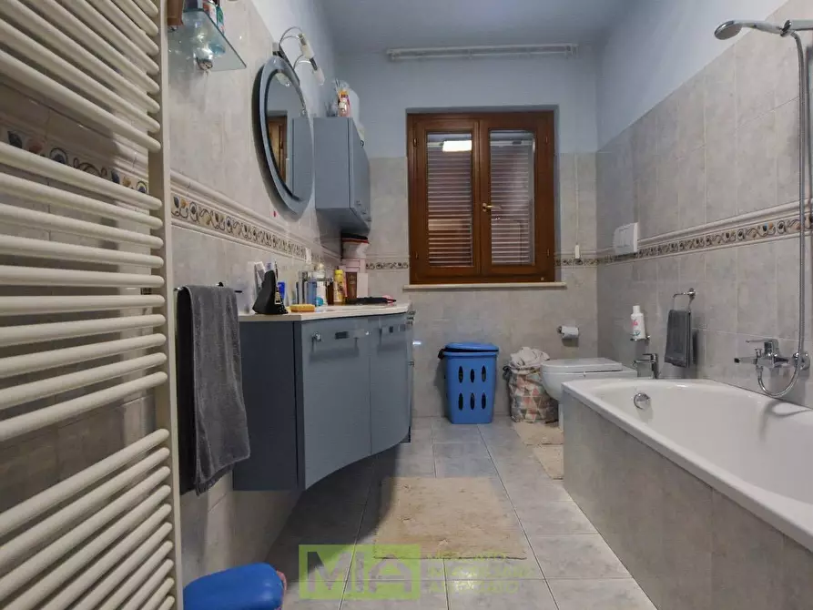 Immagine 25 di Villa in vendita  in Viale Europa a Santa Vittoria In Matenano