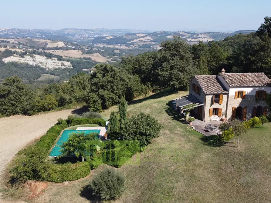 Immagine 1 di Rustico / casale in vendita  in Contrada Barchetta a Monte San Martino