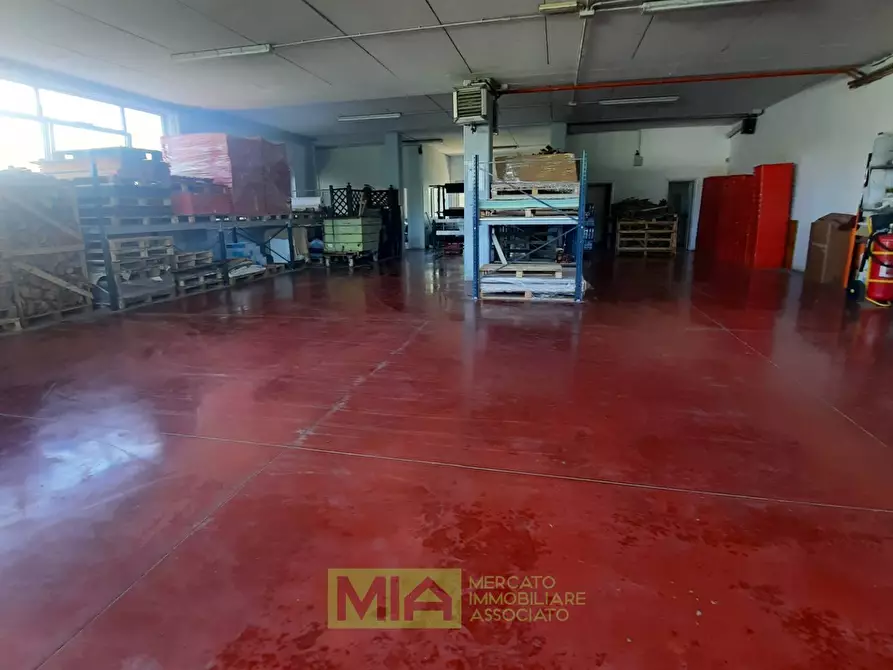 Immagine 6 di Laboratorio in affitto  in via Del lavoro a Pedaso