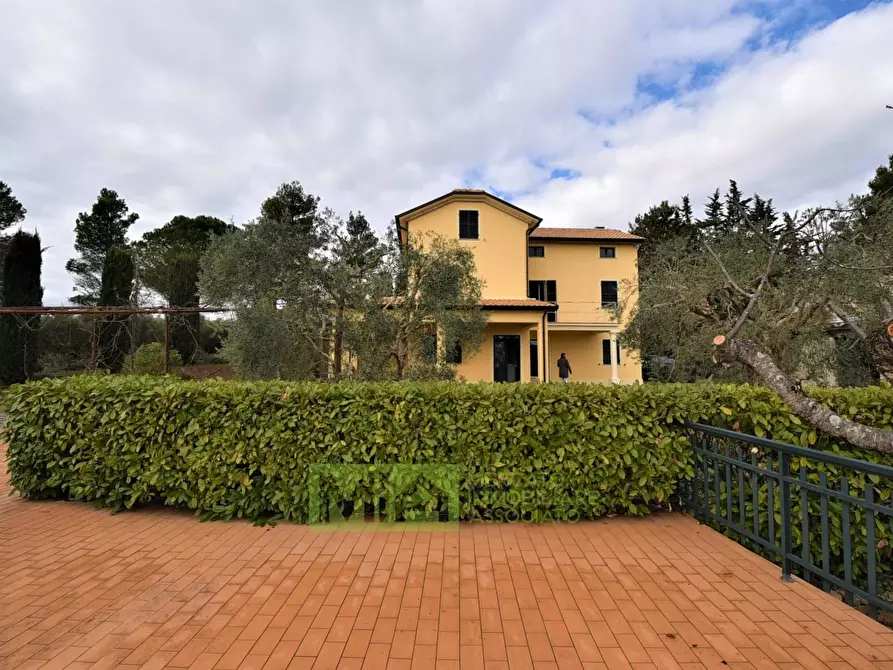 Immagine 8 di Villa in vendita  in Contrada Piagge a Falerone