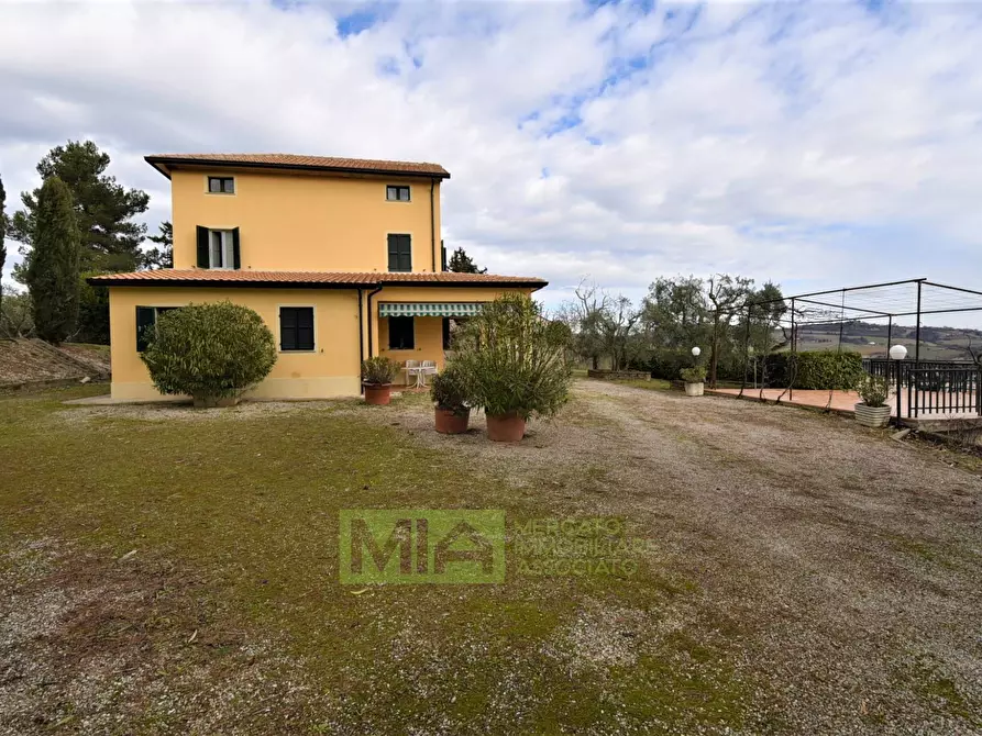 Immagine 7 di Villa in vendita  in Contrada Piagge a Falerone