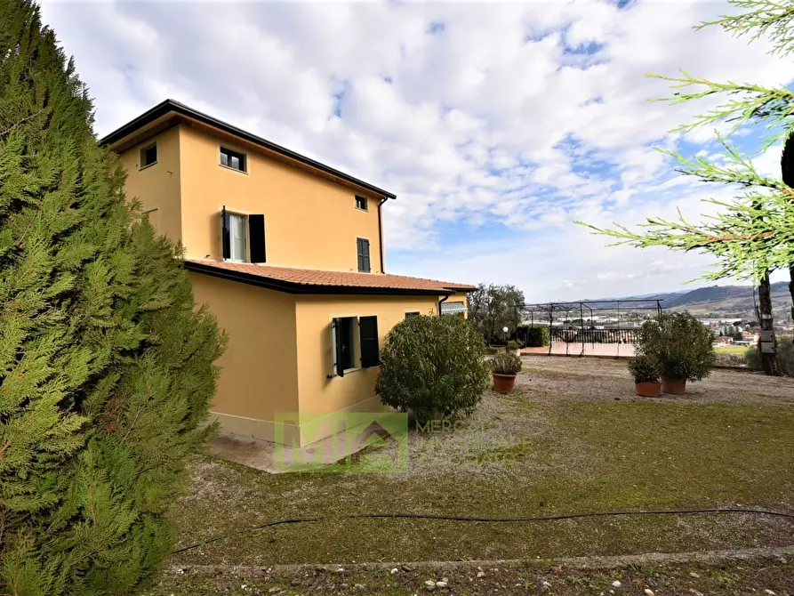 Immagine 11 di Villa in vendita  in Contrada Piagge a Falerone