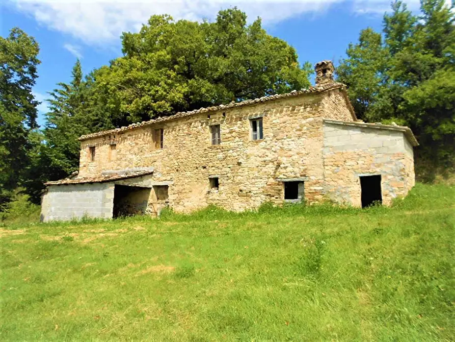 Immagine 1 di Rustico / casale in vendita  in Loc. Serralta a San Severino Marche