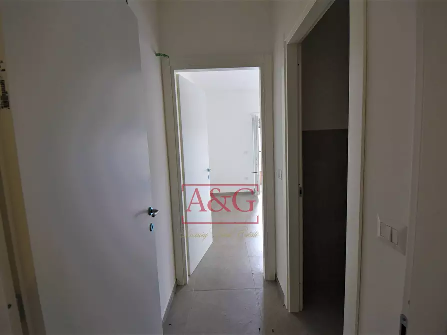 Immagine 10 di Villetta a schiera in vendita  in Via Domenico Sbarra a Montefortino