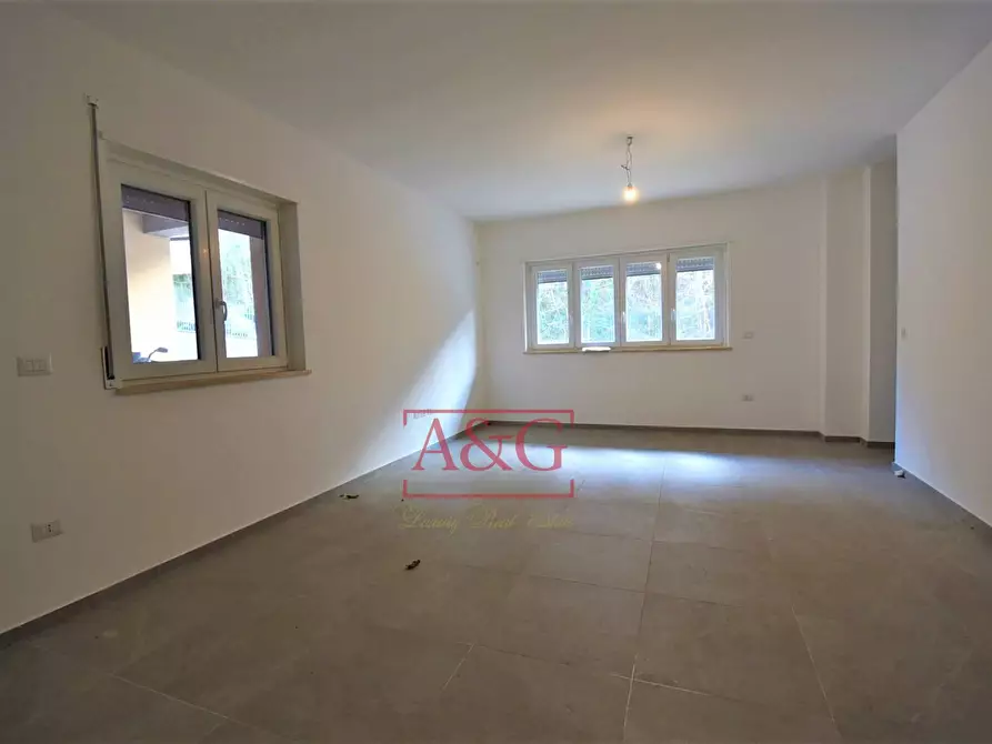 Immagine 9 di Villetta a schiera in vendita  in Via Domenico Sbarra a Montefortino