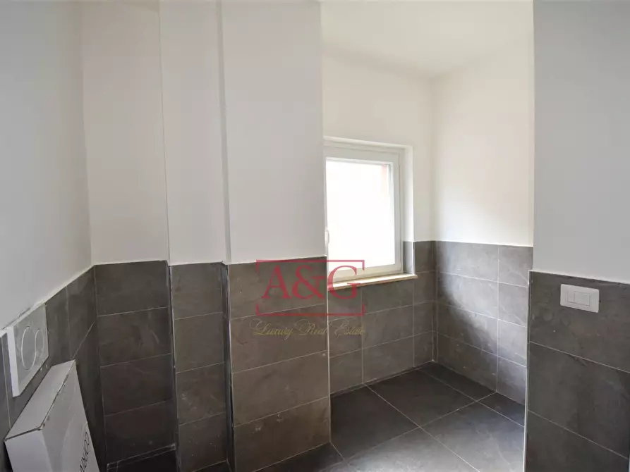 Immagine 15 di Villetta a schiera in vendita  in Via Domenico Sbarra a Montefortino