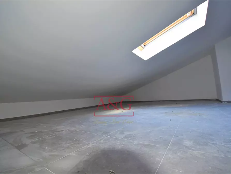 Immagine 25 di Villetta a schiera in vendita  in Via Domenico Sbarra a Montefortino