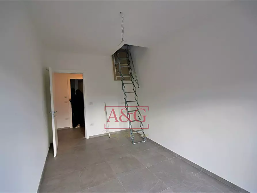 Immagine 18 di Villetta a schiera in vendita  in Via Domenico Sbarra a Montefortino