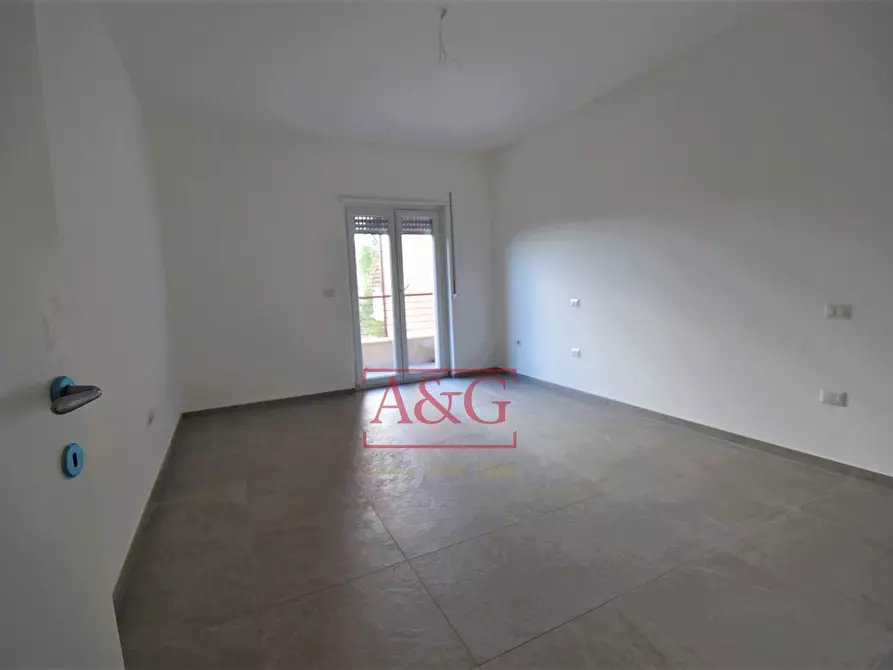 Immagine 19 di Villetta a schiera in vendita  in Via Domenico Sbarra a Montefortino