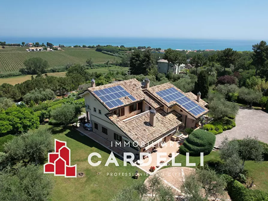 Immagine 1 di Villa in affitto  in c.da castelletta a Civitanova Marche