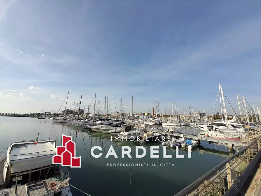 Immagine 21 di Appartamento in vendita  in Via  Vallone a Civitanova Marche