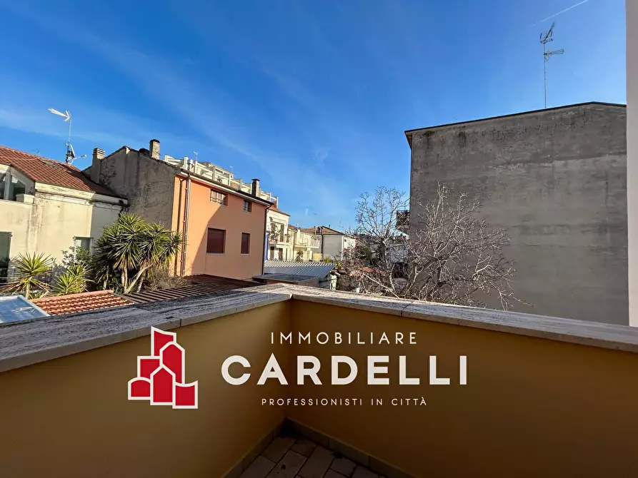 Immagine 4 di Appartamento in vendita  in Via  Vallone a Civitanova Marche