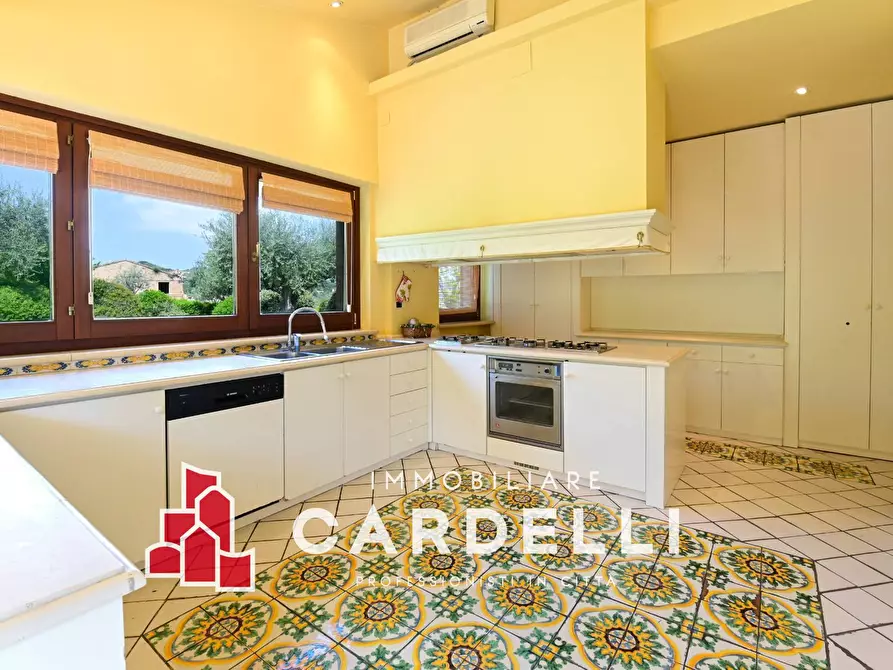 Immagine 18 di Villa in vendita  in C.da Castelletta a Civitanova Marche