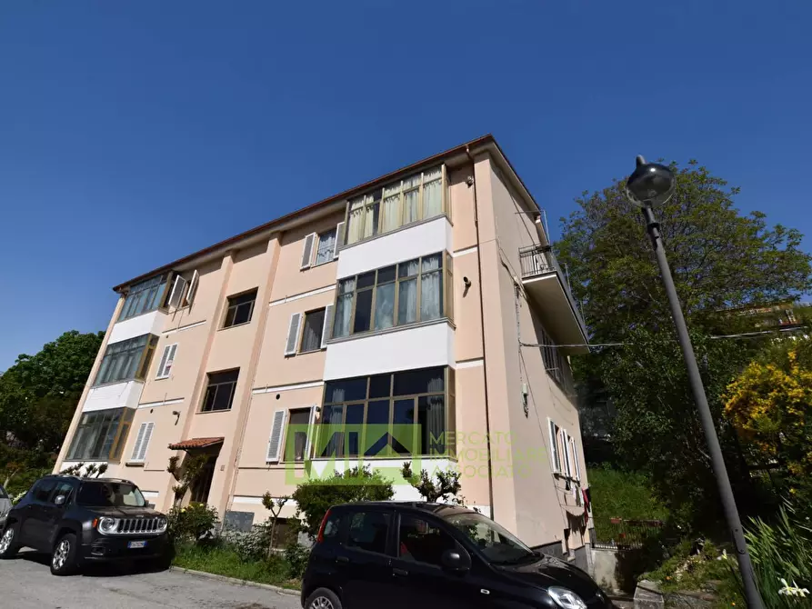 Immagine 2 di Appartamento in vendita  in Via Pignotto a Amandola