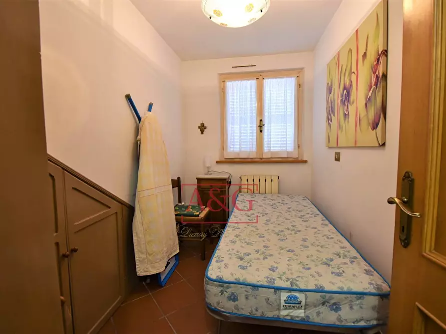 Immagine 25 di Villa in vendita  in Via Del Monte a Smerillo