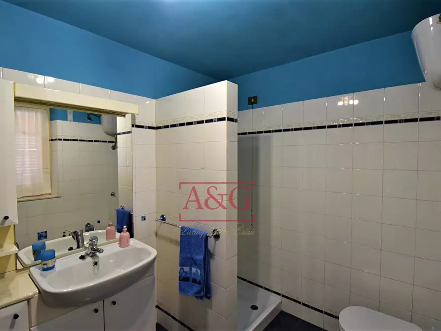 Immagine 27 di Villa in vendita  in Via Del Monte a Smerillo