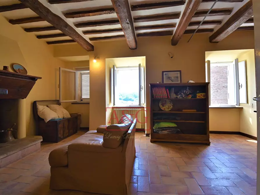 Immagine 10 di Casa indipendente in vendita  in Via Indipendenza a Amandola