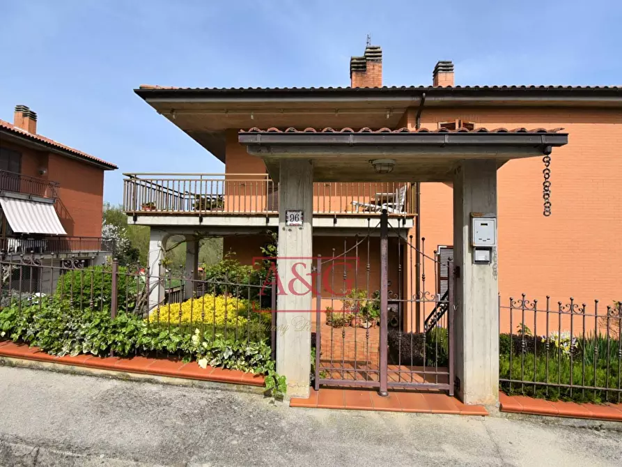Immagine 2 di Appartamento in vendita  in VILLA RUSTICI a Amandola