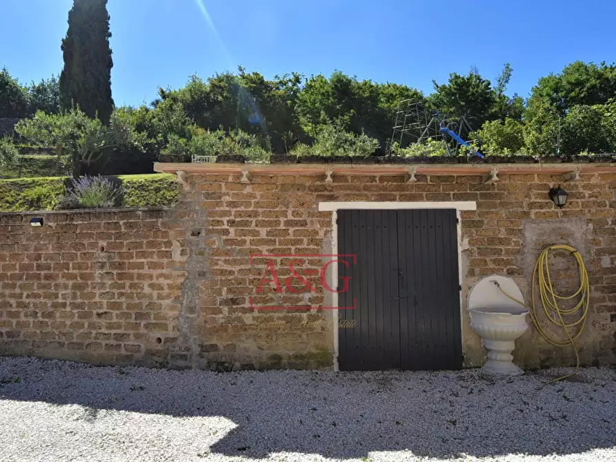 Immagine 22 di Rustico / casale in vendita  in Contrada SANT'IPPOLITO a Amandola