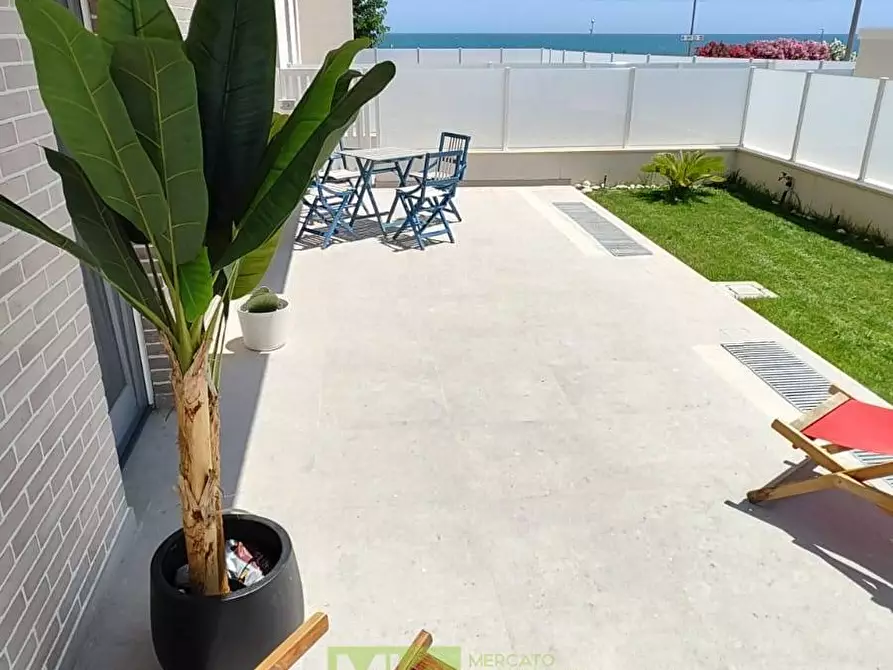 Immagine 9 di Appartamento in vendita  in Viale dei Pini a Altidona