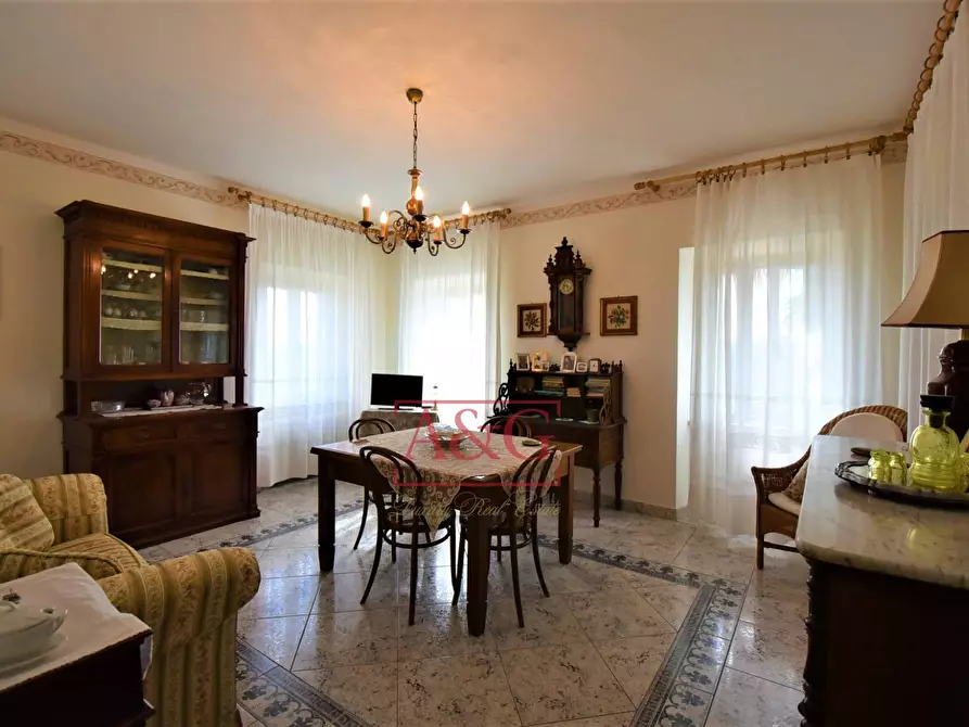 Immagine 6 di Casa bifamiliare in vendita  in Via Cavour a Colli Del Tronto