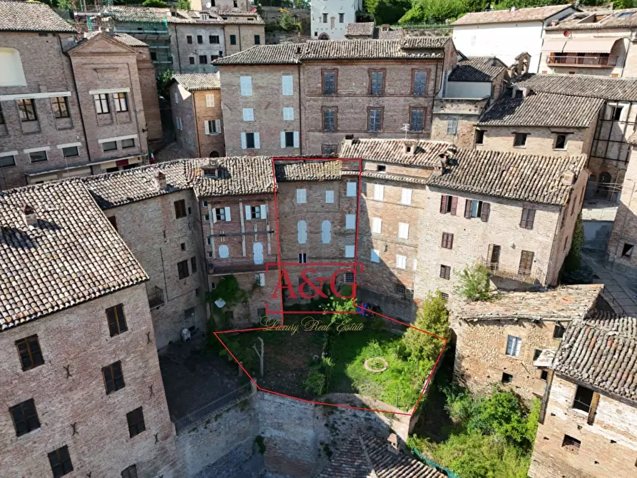 Immagine 1 di Casa indipendente in vendita  in Via Indipendenza a Amandola