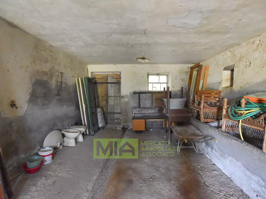 Immagine 19 di Rustico / casale in vendita  in Contrada Franile a Montedinove