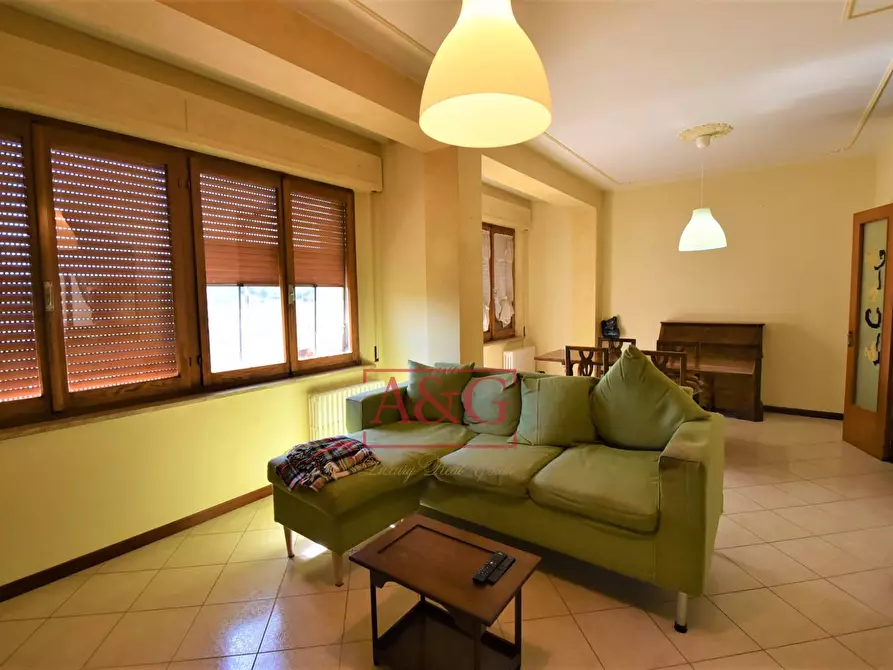 Immagine 5 di Appartamento in vendita  in Via Cesare Battisti a Amandola