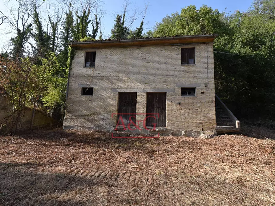 Immagine 7 di Rustico / casale in vendita  in Via Bresciano a Massa Fermana