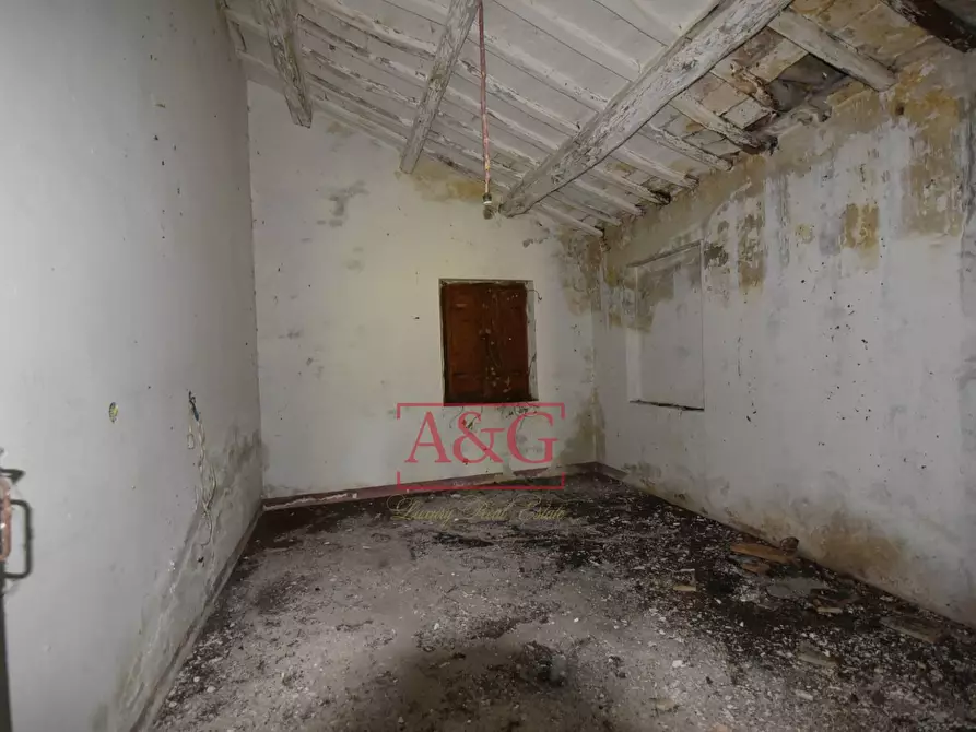 Immagine 13 di Rustico / casale in vendita  in Via Bresciano a Massa Fermana