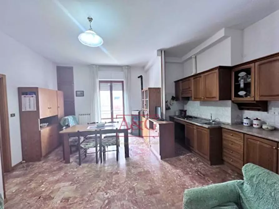 Immagine 12 di Appartamento in vendita  in Via XX Settembre a Amandola