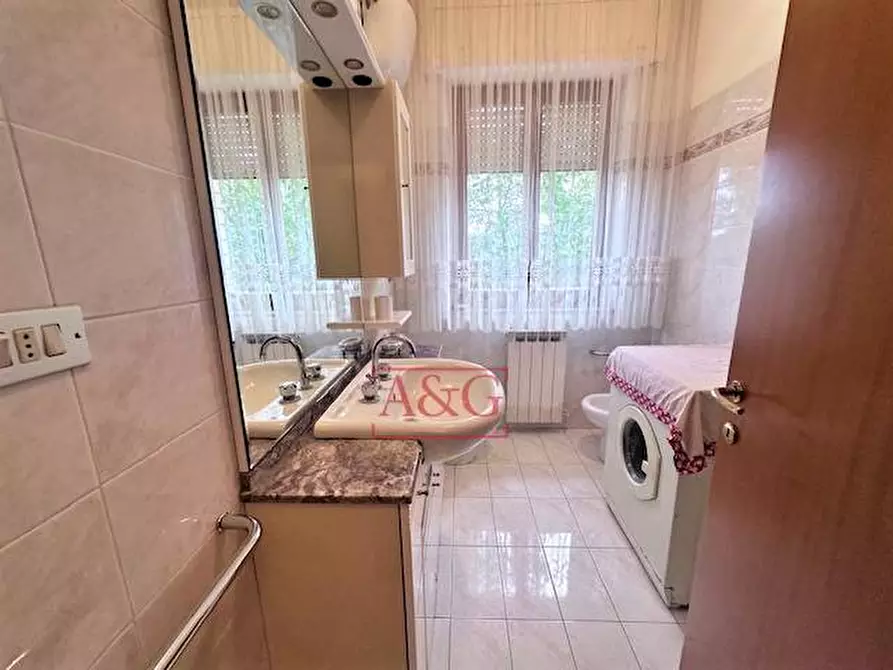 Immagine 14 di Appartamento in vendita  in Via XX Settembre a Amandola