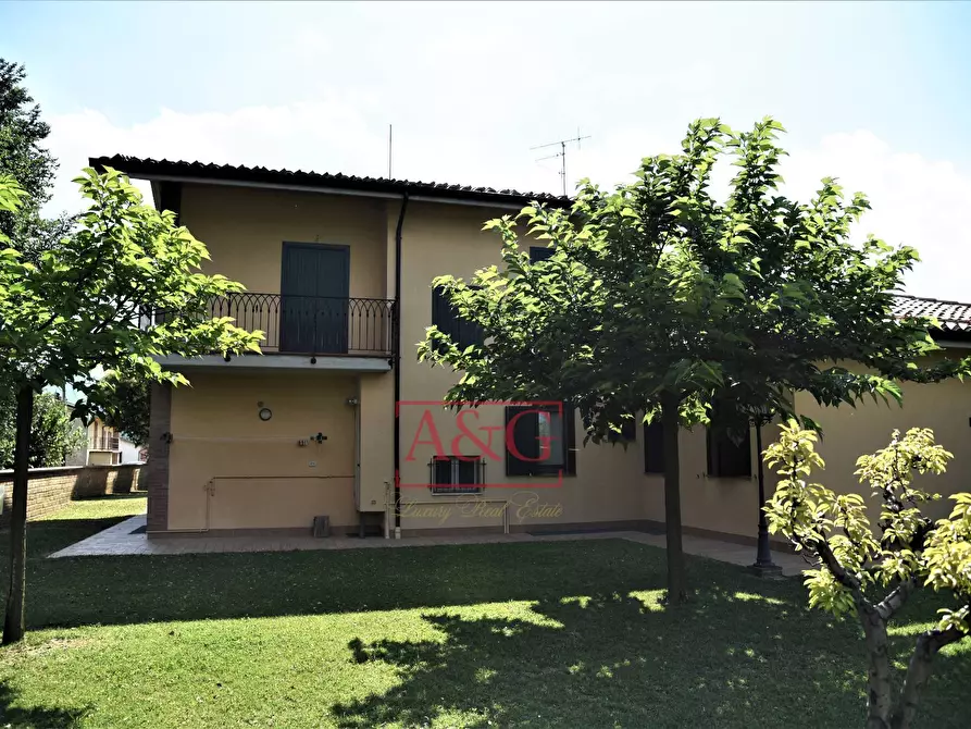 Immagine 12 di Villa in vendita  in CASA TASSO a Amandola