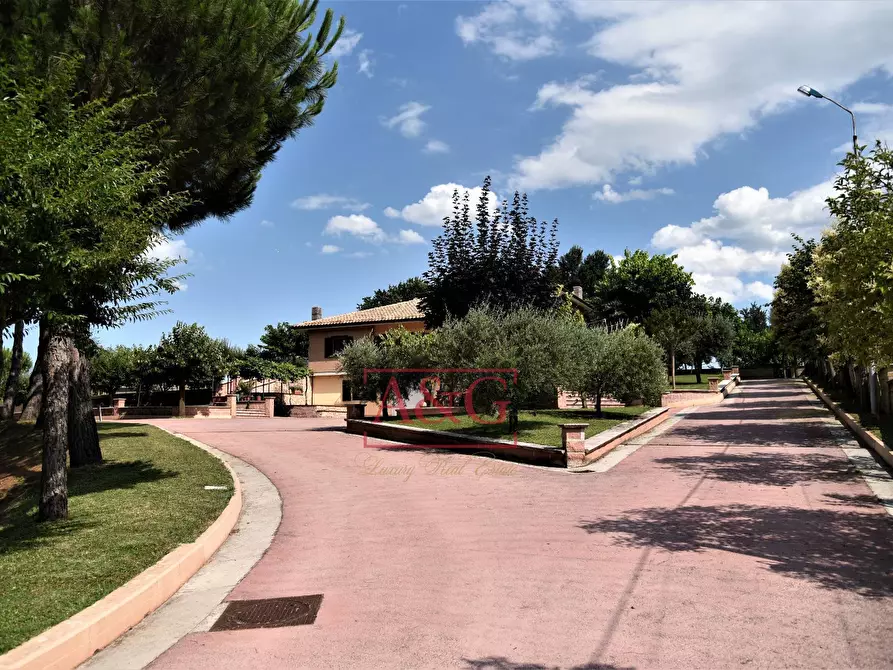 Immagine 14 di Villa in vendita  in CASA TASSO a Amandola